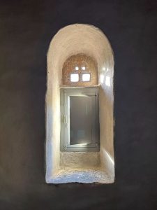 Loutra rental house in Tinos in La Repibblica newspaper